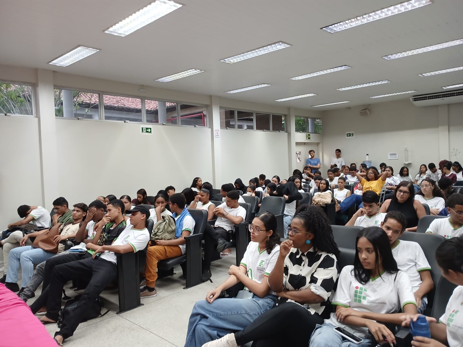 MulhereseConhecimento Publico